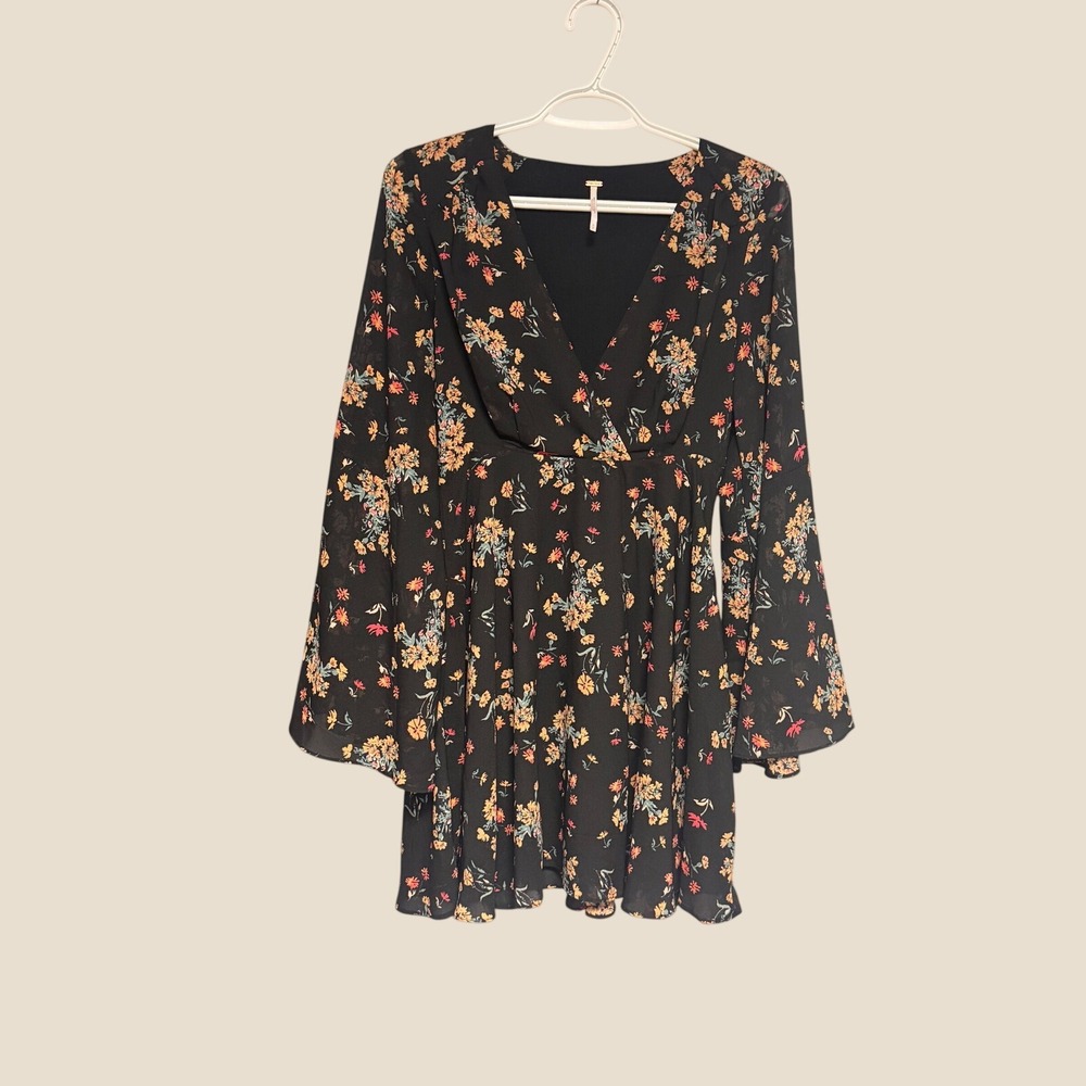 Free People Lilou Black Floral Bell Sleeve Mini Dress V-Neck Boho Small Festival